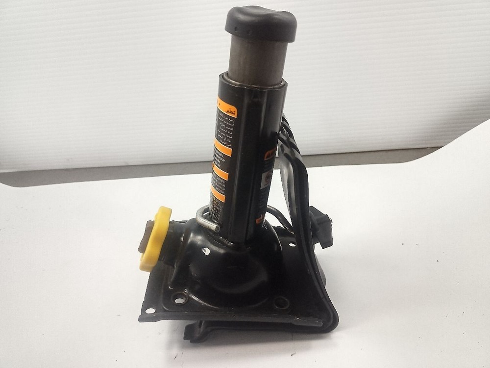 2015 SIERRA1500 Jack and Tools 12480498