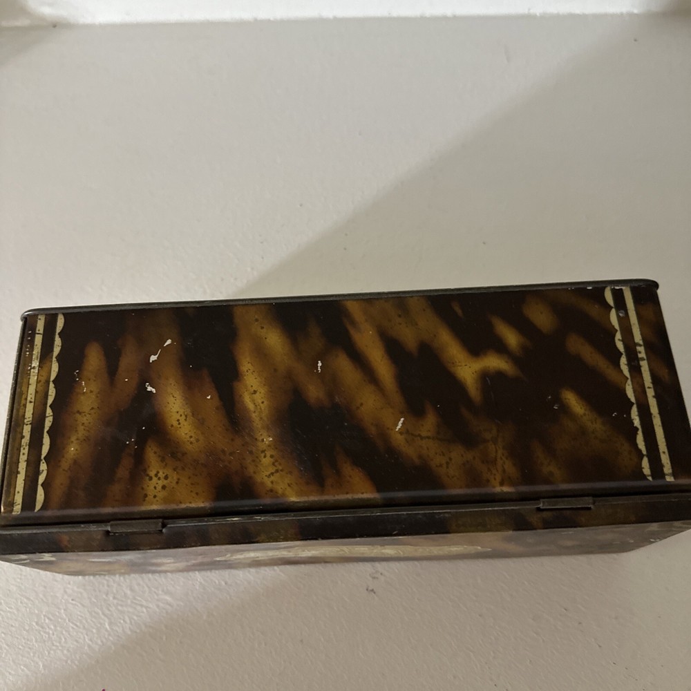 CWS Biscuits Tortoiseshell Biscuit Tin c.1928