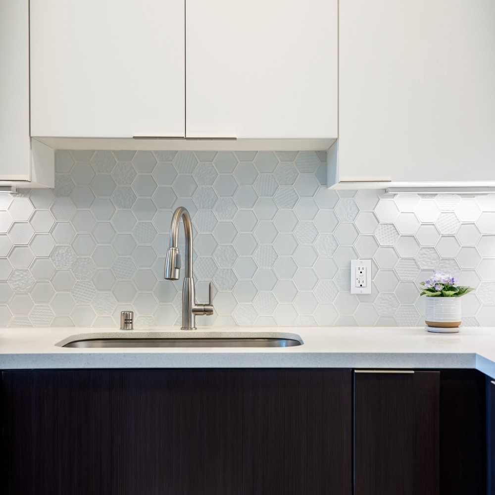 60-Pack GFCI 15A Tamper Resistant, Self Testing Receptacle Outlet with Covers