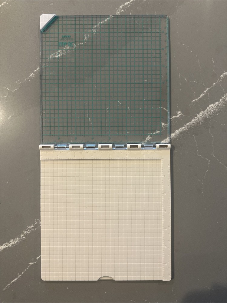 We R Memory Keepers Precision Press Stamp Tool New Open Box