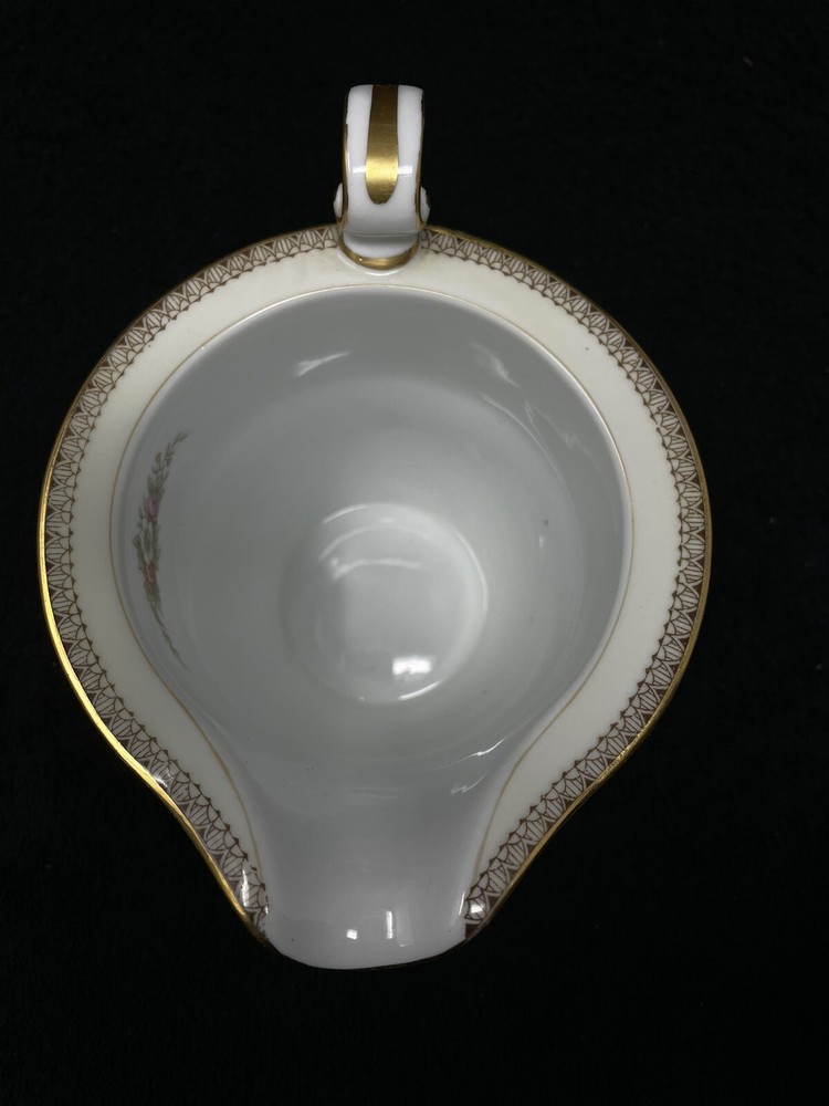 Noritake Medeci creamer 5002