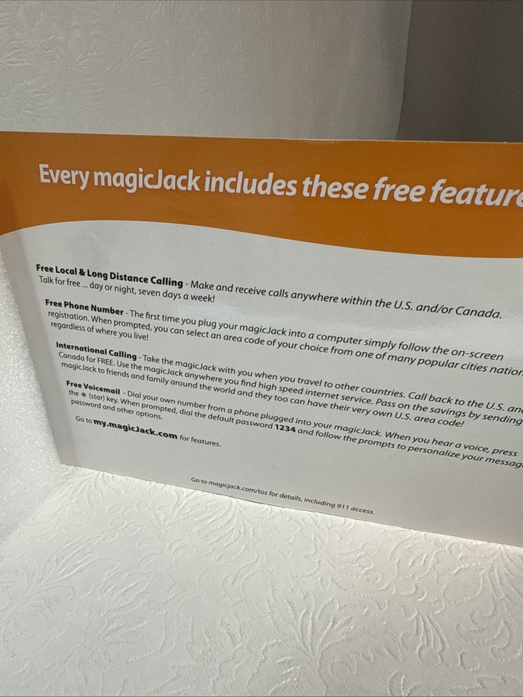 Magic Jack A921 Phone System USB Phone Jack Long Distance Calling Open Box Clear