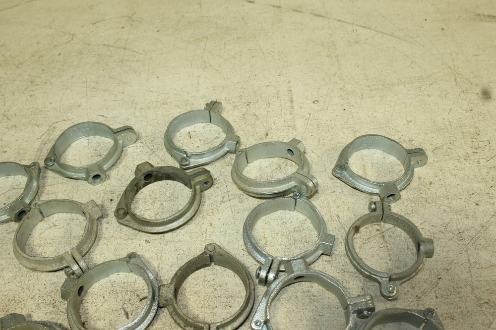 15 of 2 1/2" Galvanized Split Ring Pipe Hangers