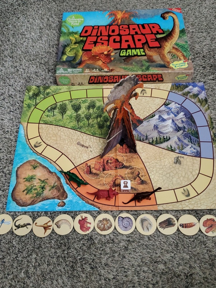 DINOSAUR ESCAPE BOARD GAME COMPLETE Free US Shipping