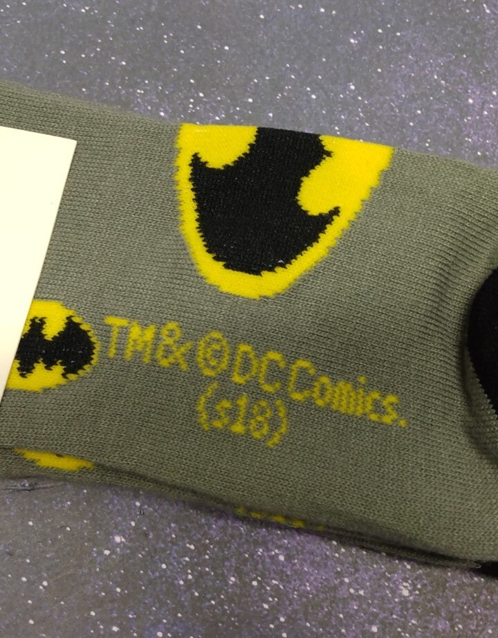 Batman Premium Men's Knit Crew Socks 8-12 Marvel Comics
