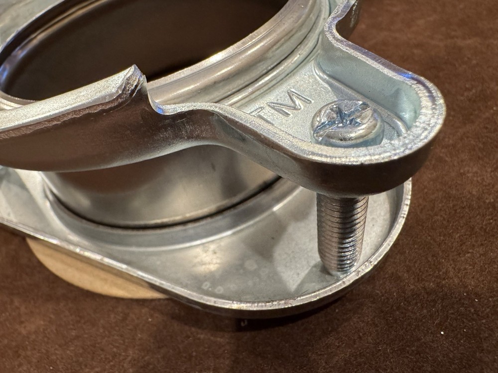 InSinkErator Polished Stainless Steel Sink Flange Quick Lock Design