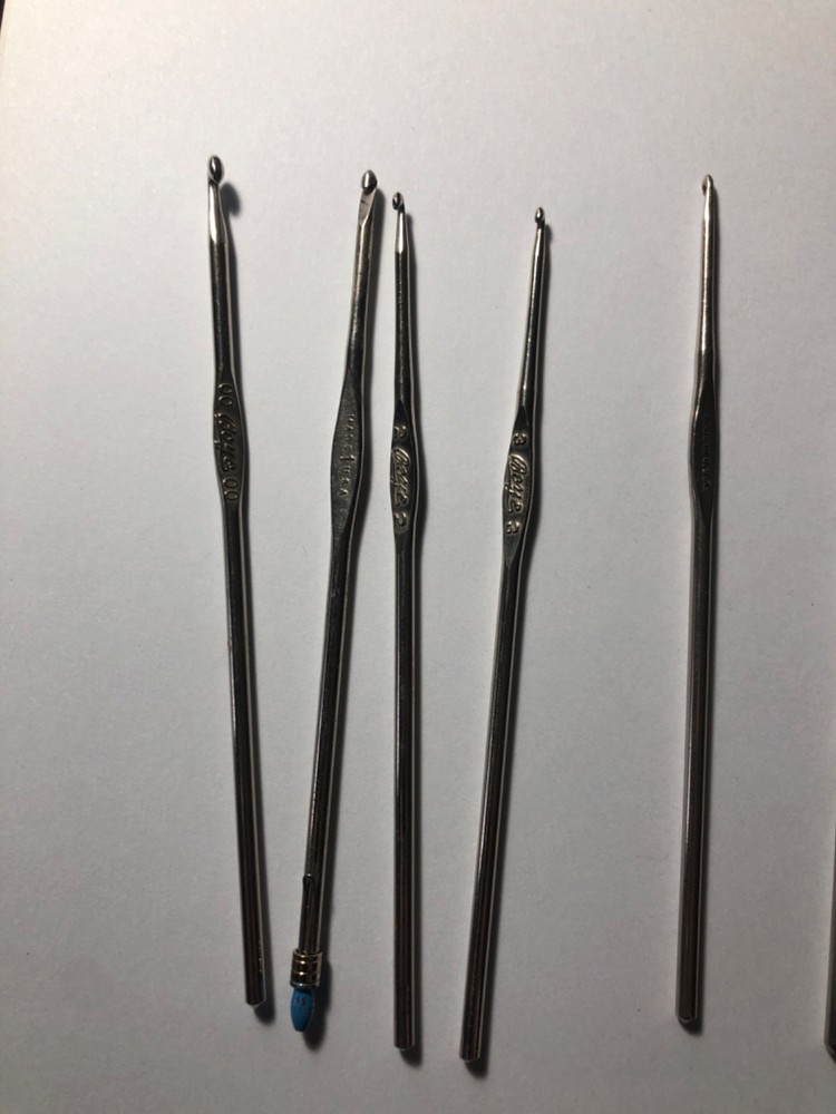 Boye Crochet Hooks 16 Pcs Lot