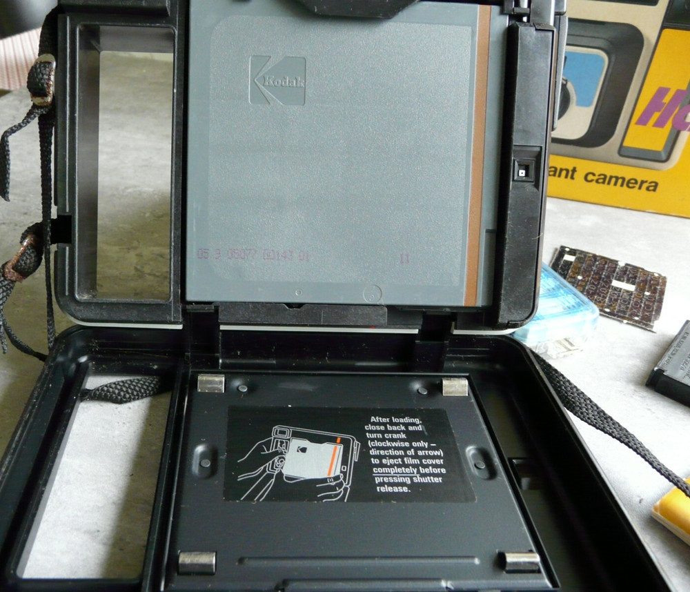 Vintage Kodak the Handle Camera in Original Box Untested
