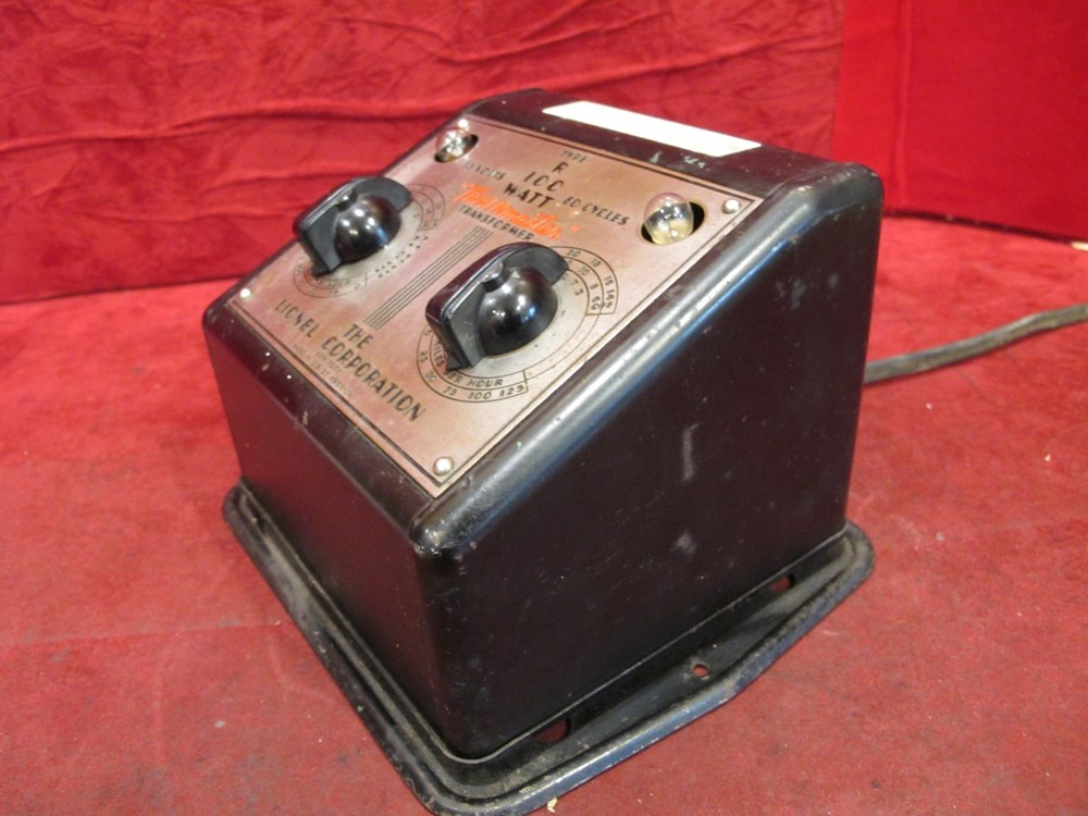 Lionel Type R Trainmaster Transformer 100 watt, Tested. Ready to use!