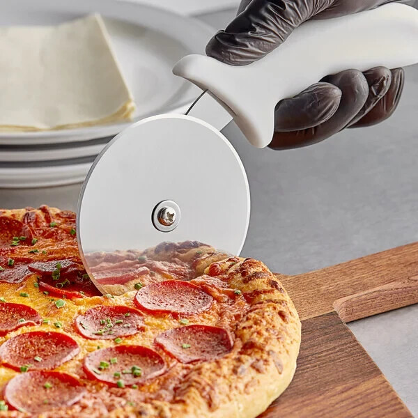 Choice 4" Pizza Cutter with Polypropylene White Handle