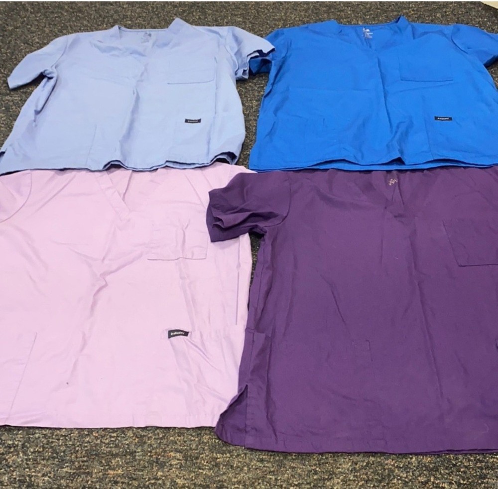 10 Scrub Uniforms Sz. L