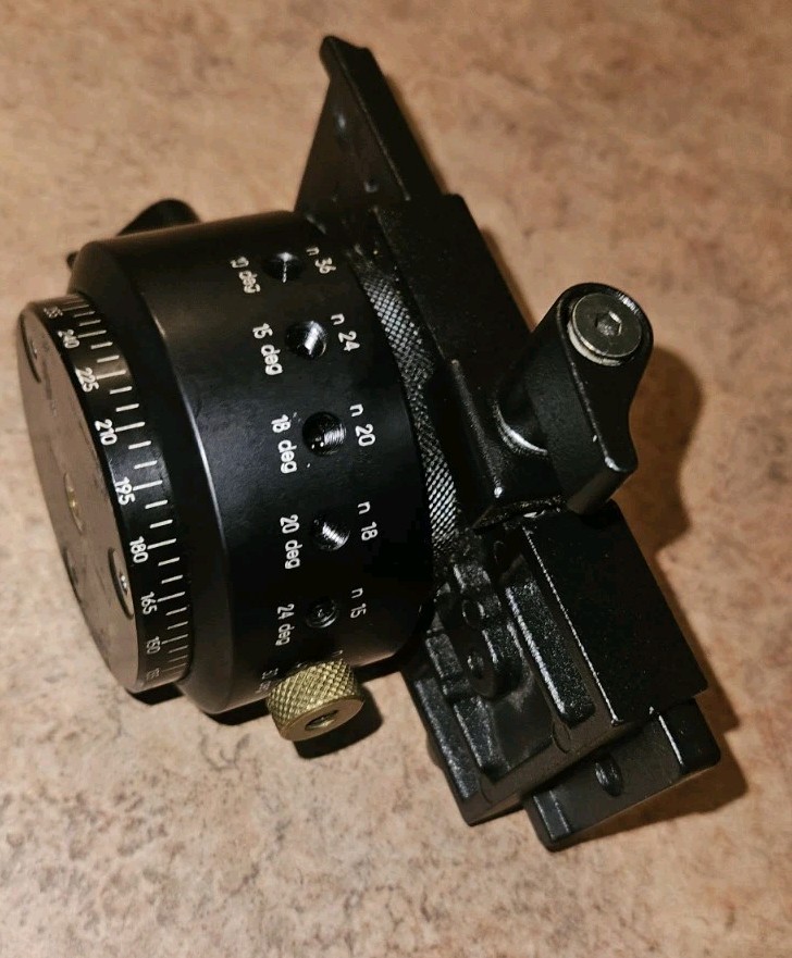 Tripod Leveling Base for Panoramic Head and Heavy Equipment