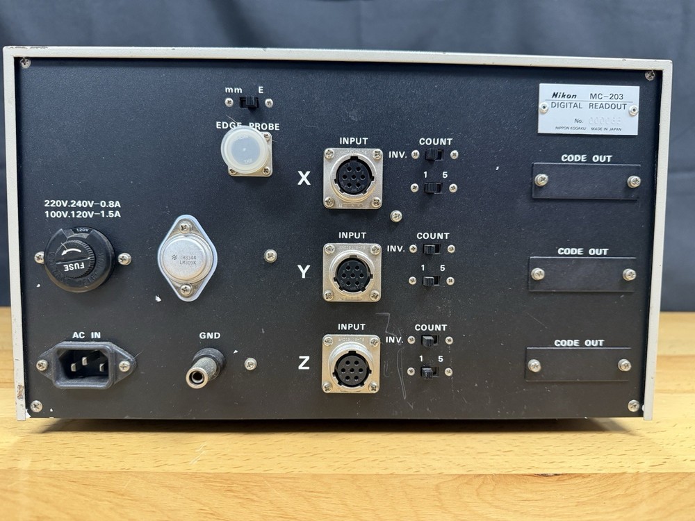 Nikon MC-203 Digital Readout (DRO)