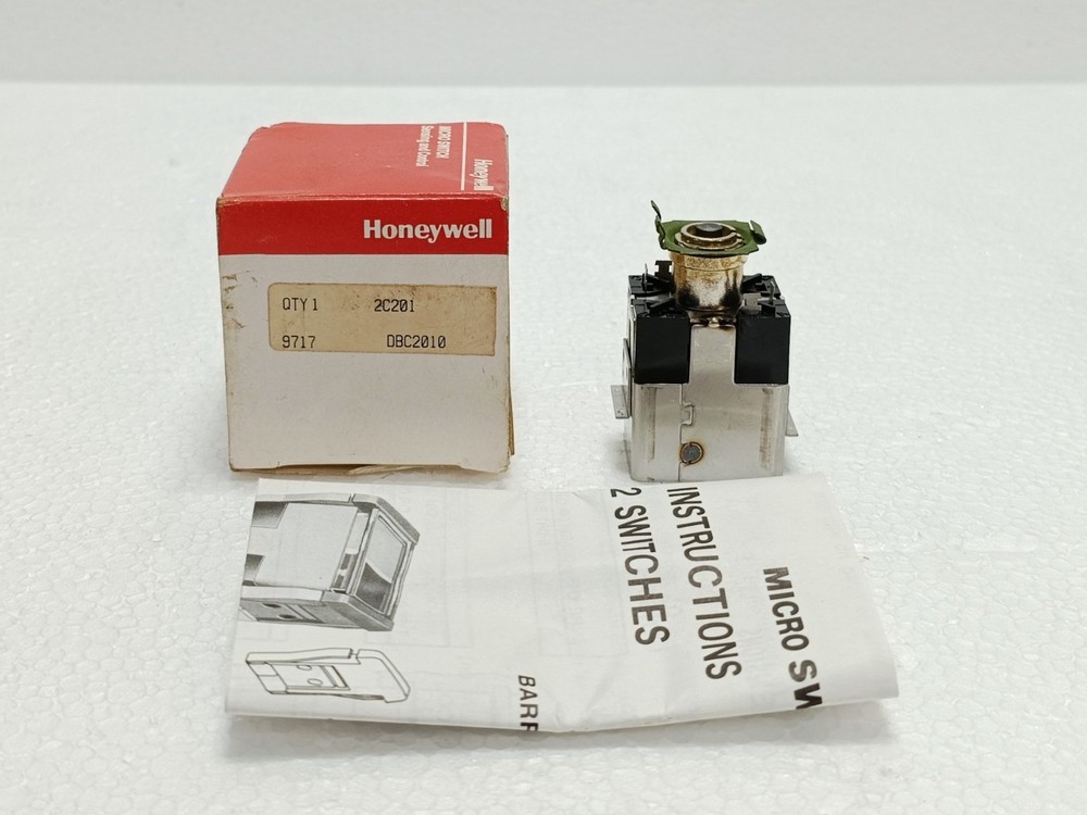 Honeywell 2C201 Series 2 Operator-Indicator Switch New Surplus
