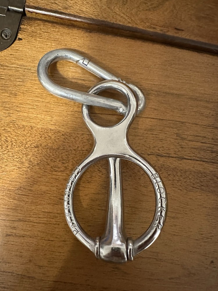 Horse Tack - Blocker Tie Ring