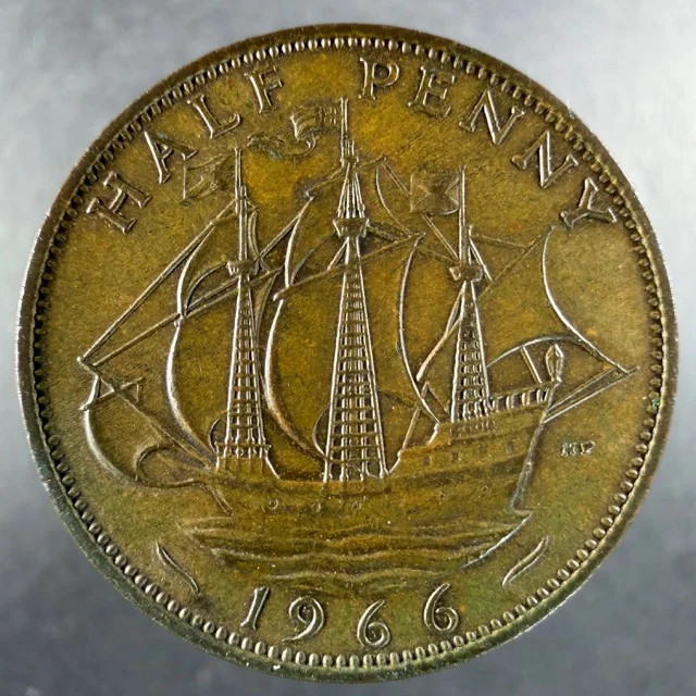1966 Great Britain Half Penny Ship Reverse Sharp Features