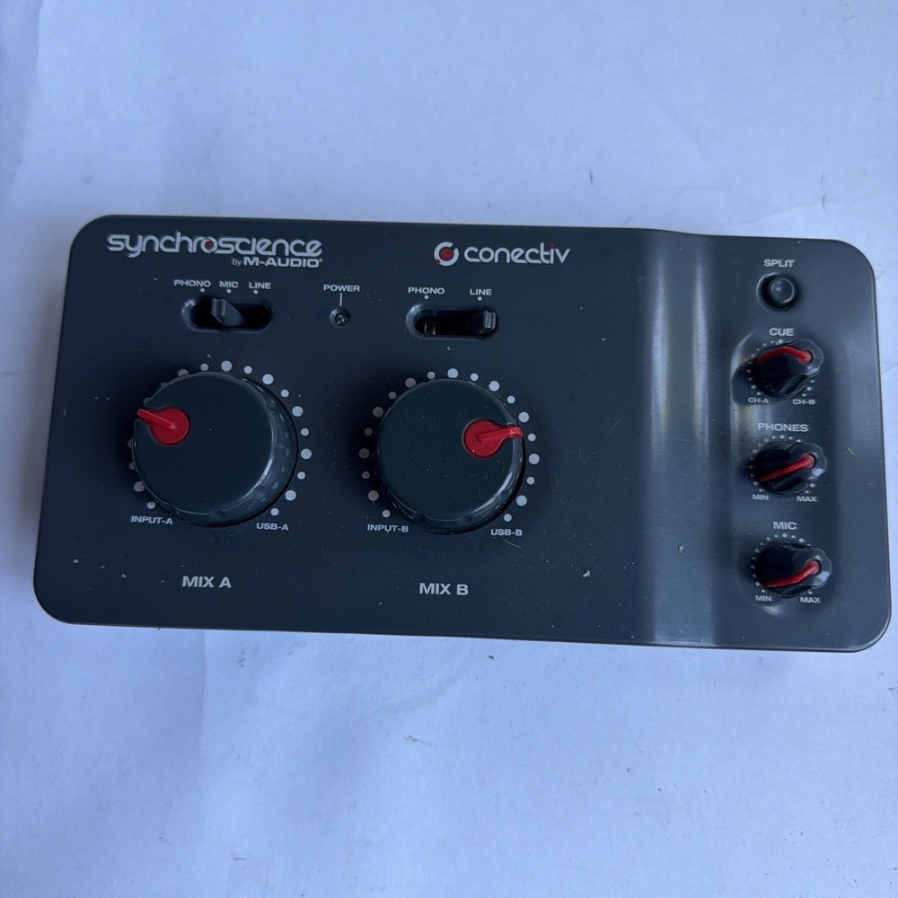 M-Audio Conectiv DJ Mixer USB Interface 2-Channel Tabletop RCA Microphone Black
