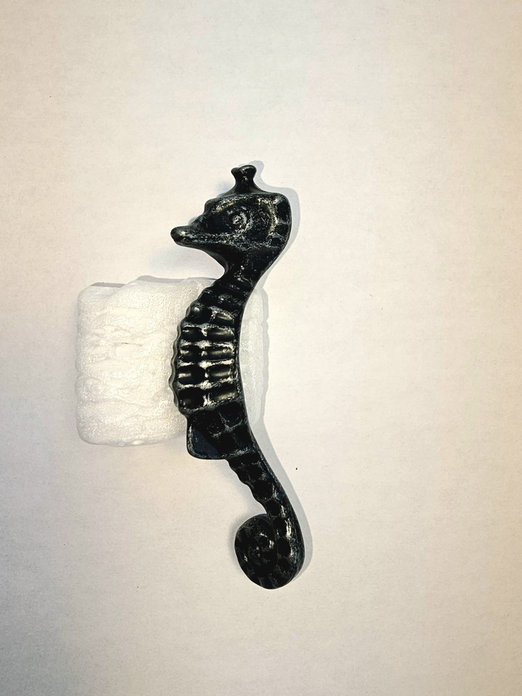 Hickory Hardware Southseas Seahorse Cabinet Pull