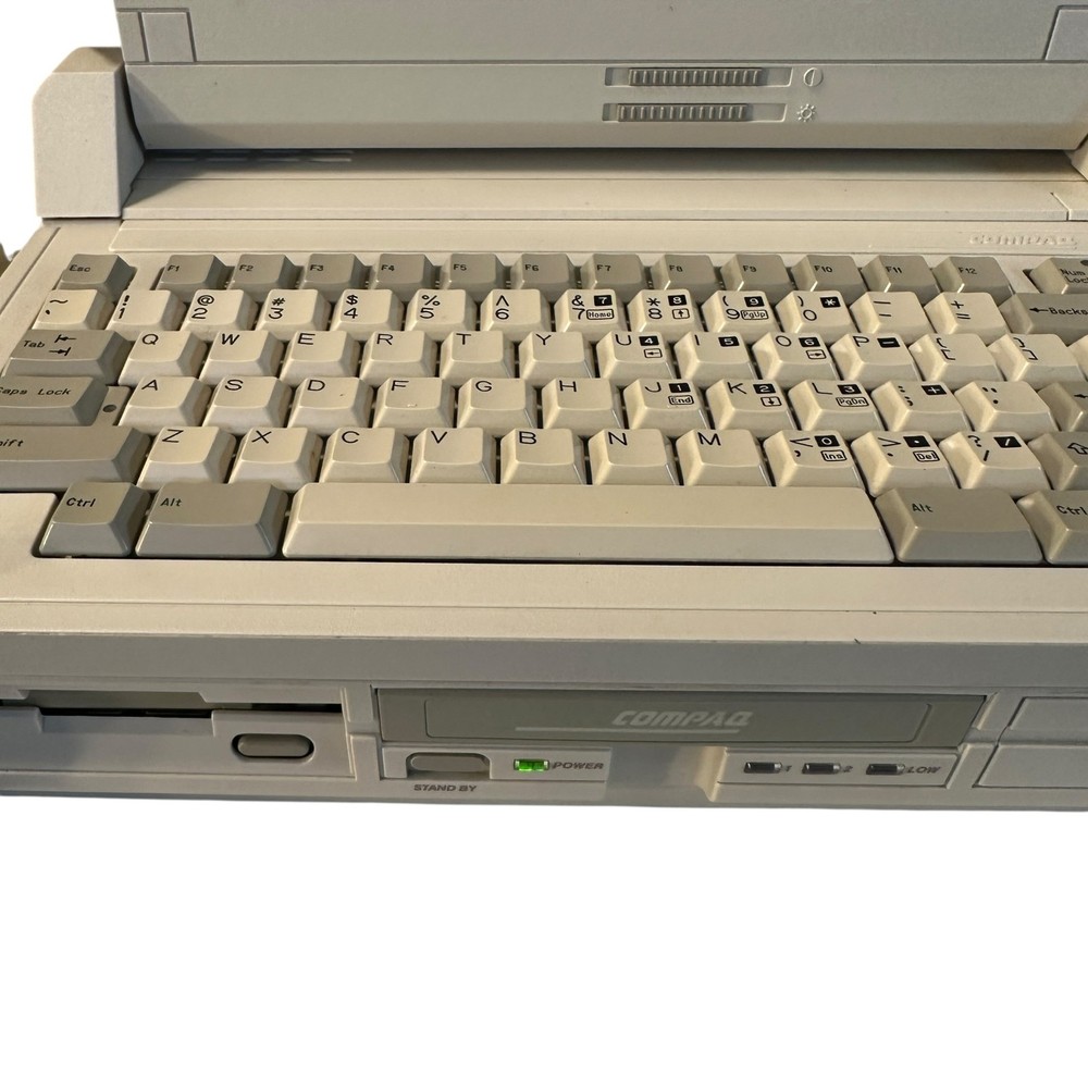 Compaq SLT 286 Computer Model 2680 Laptop Working With Original Case
