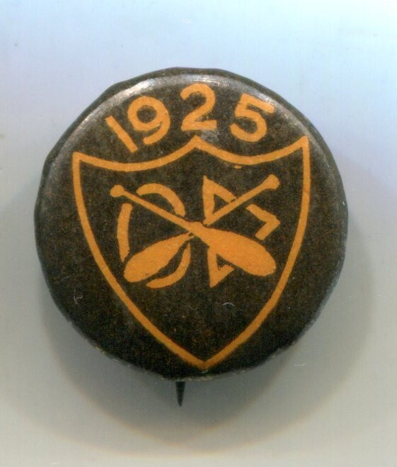 1925 Rowing Club, Omicron Delta Pinback Button