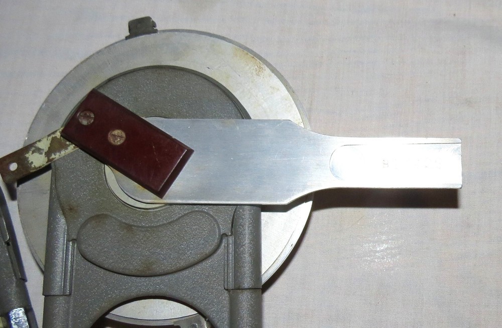 Universal Drafting Machine Model 77