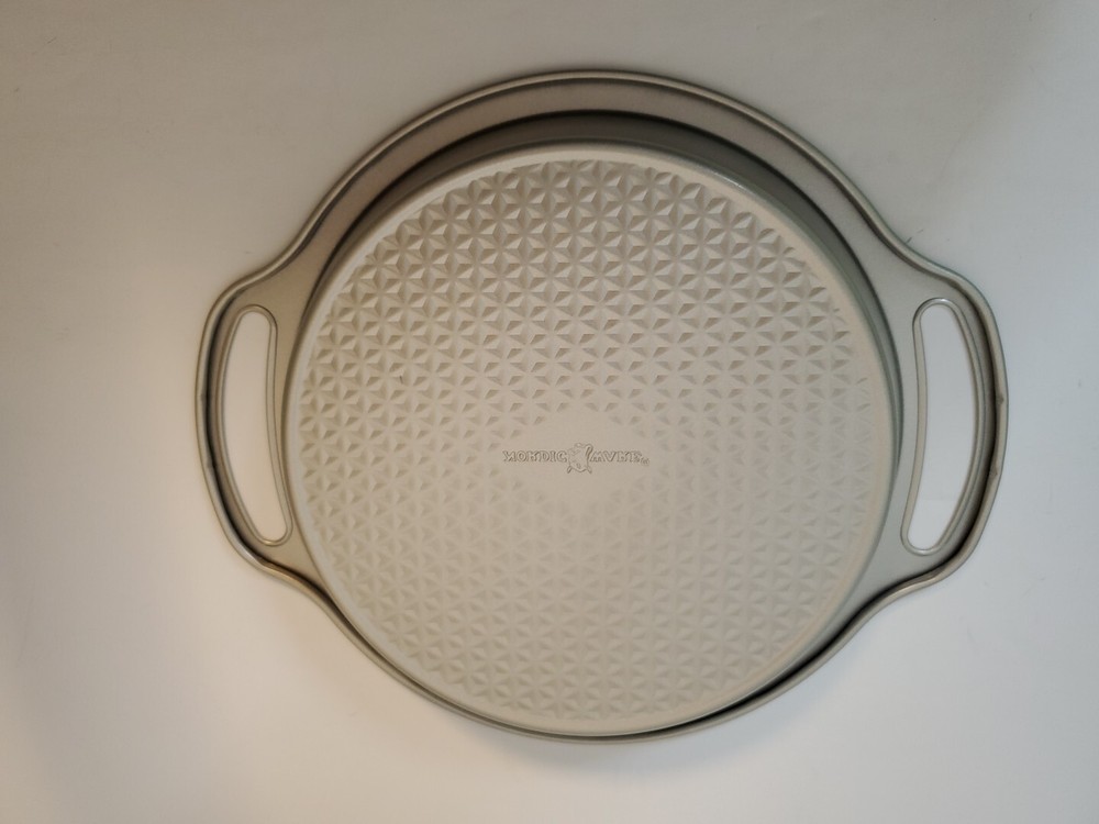 Nordic Ware NonStick 9" Layer Cake Pan Handles Textured