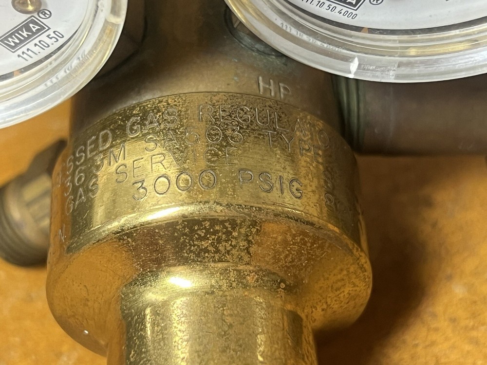 Meco Oxygen Regulator ~