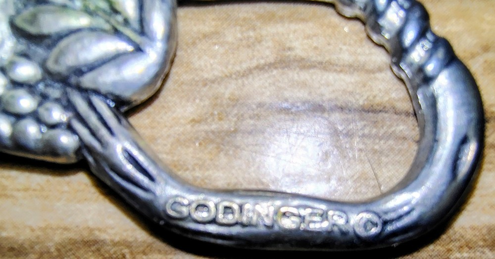 Godinger Signed Silverplate Grape Pattern Steel Scissors Vintage