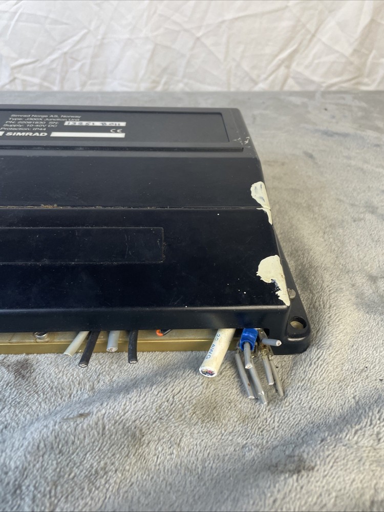 SIMRAD J300X Junction Unit