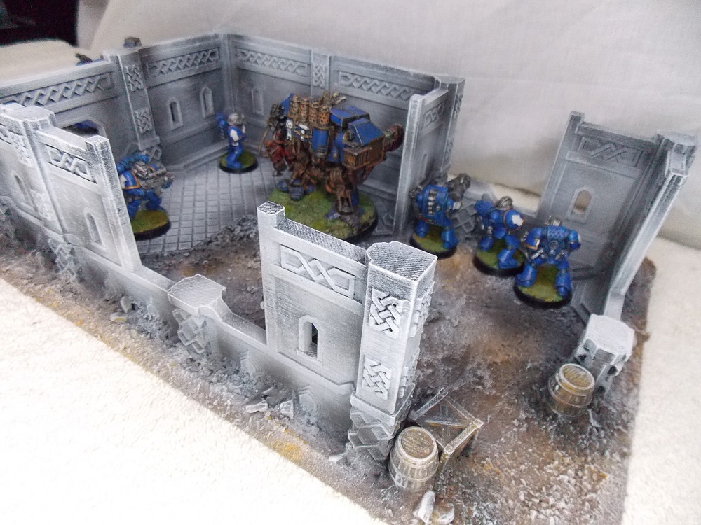 WARGAMING TERRAIN PAINTED BUILDING