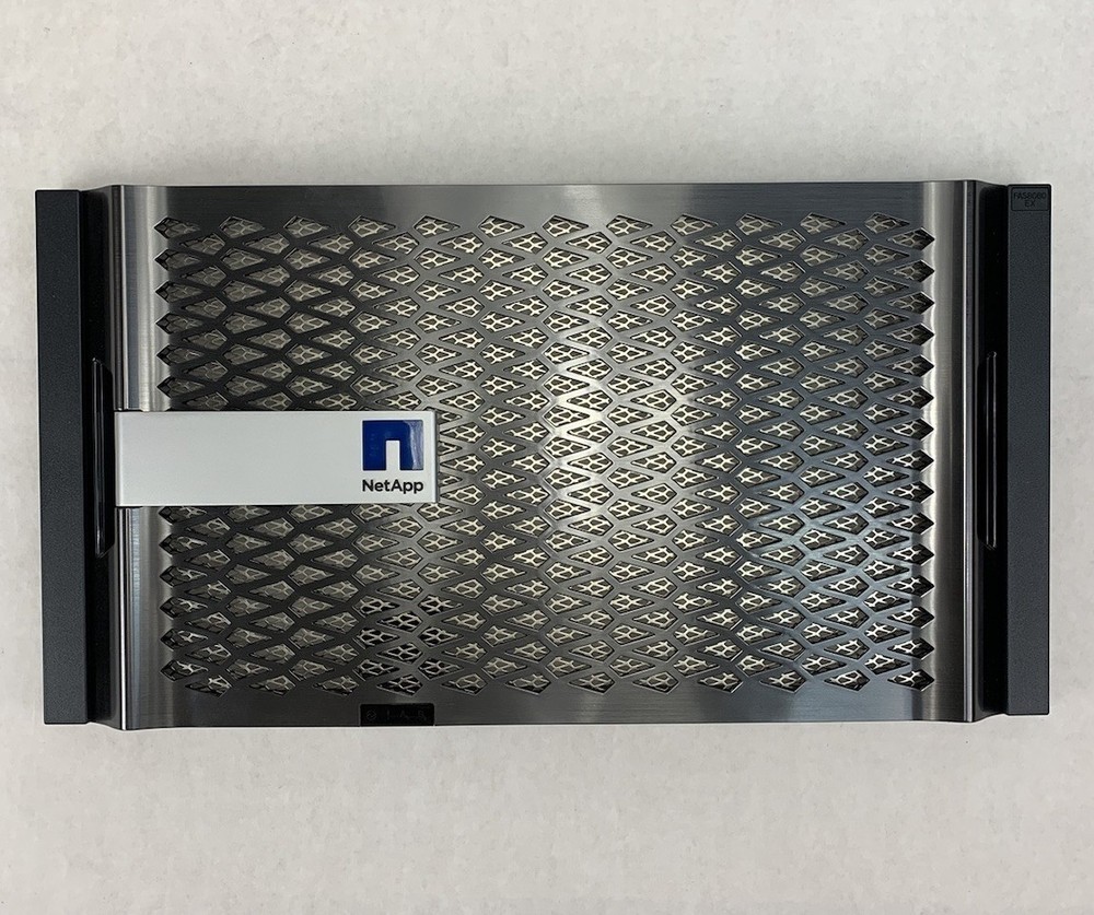 Netapp FAS8080 EX Server Front Cover