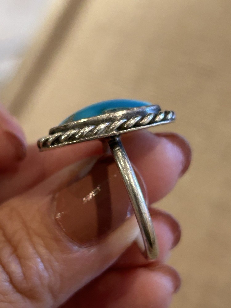 Vintage sterling silver Fetty turquoise ring