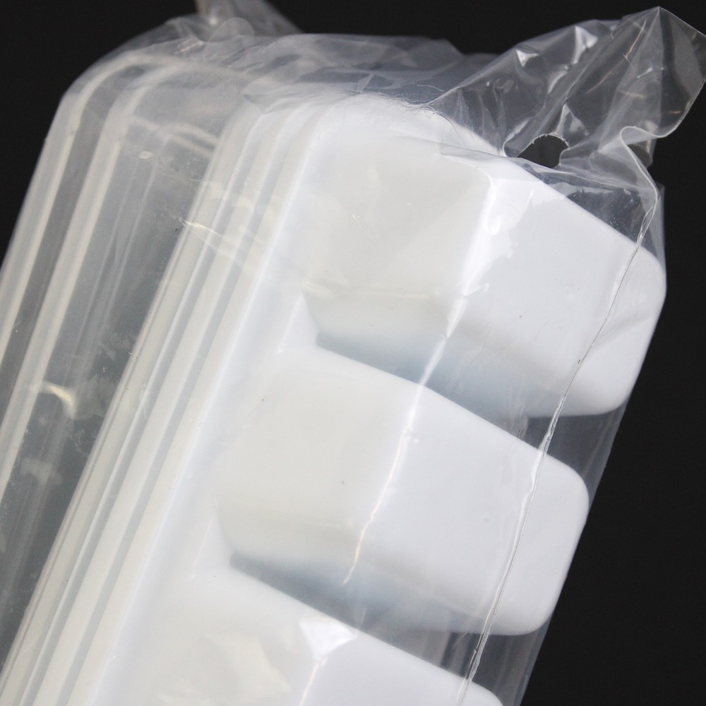 NIP Set of 3 Rectangular Stacking Ice Cube Trays 8 Cavities