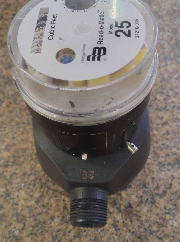🗽BADGER METER READ-o-MATIC MODEL25 WITH BASE WATER METER