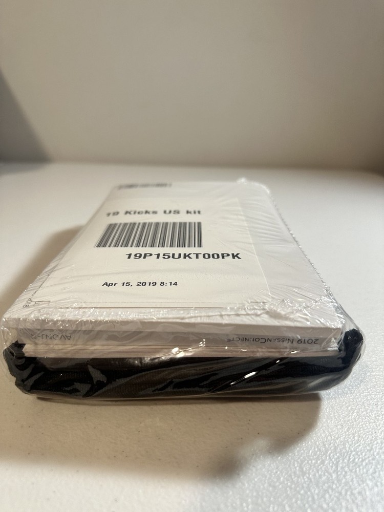 2019 Nissan Kicks Owners Manual Set