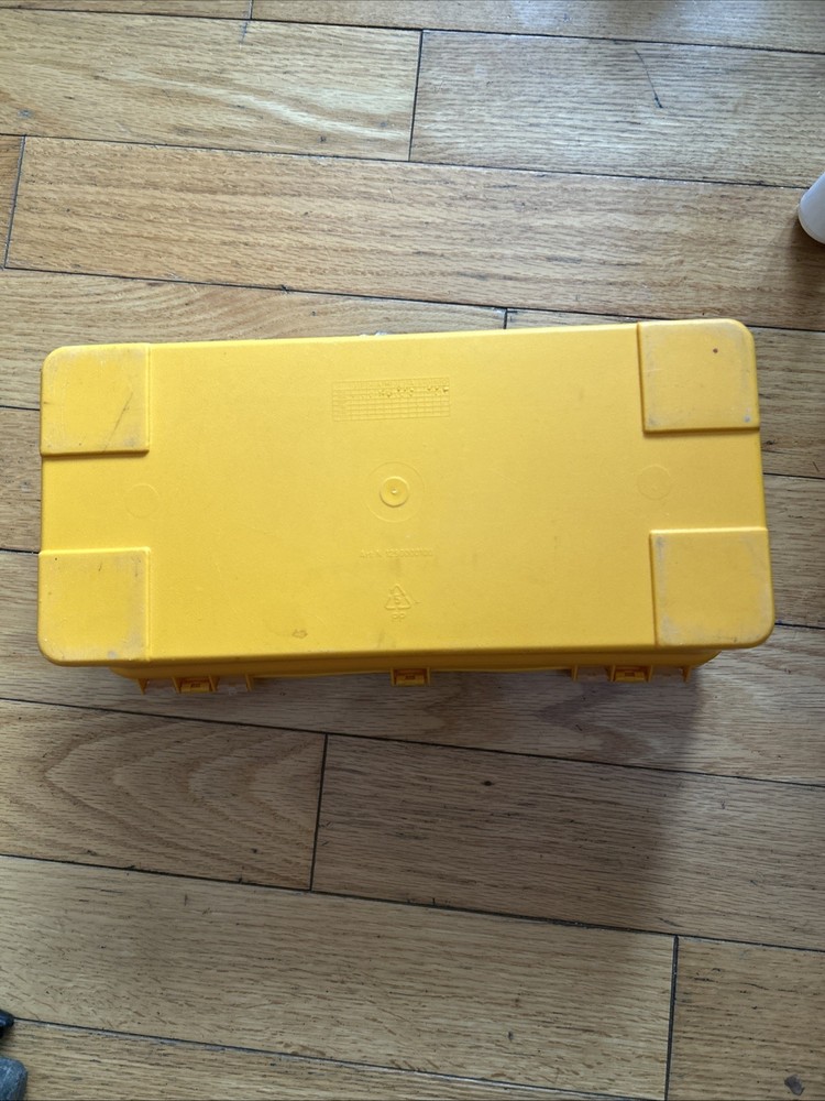 Zag Plastic Tool Box 12.5” Vintage Yellow Two Compartments