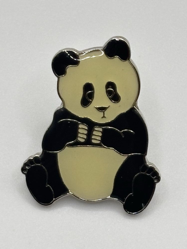PANDA BEAR LAPEL PIN NEW
