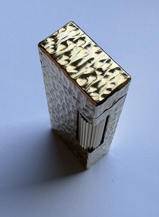 MINT Dunhill Gold ‘Bark’ Rollagas Lighter- Fully Overhauled