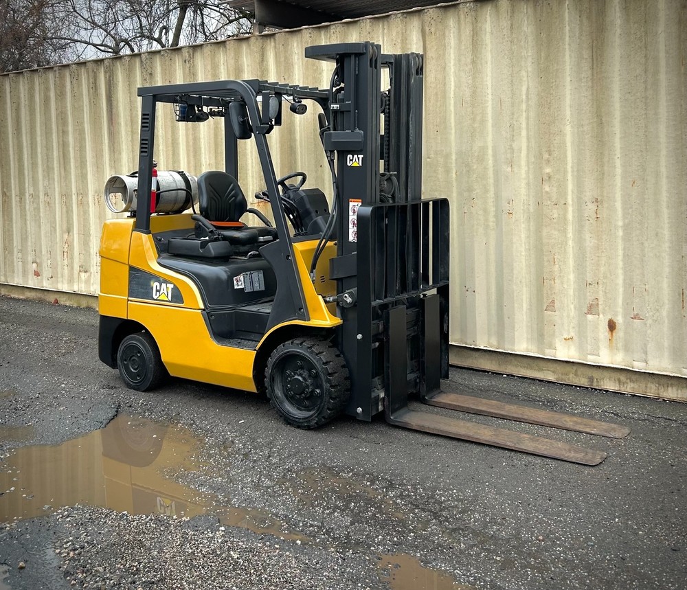 2020 CATERPILLAR 2C6000 FORKLIFT 6000 LBS