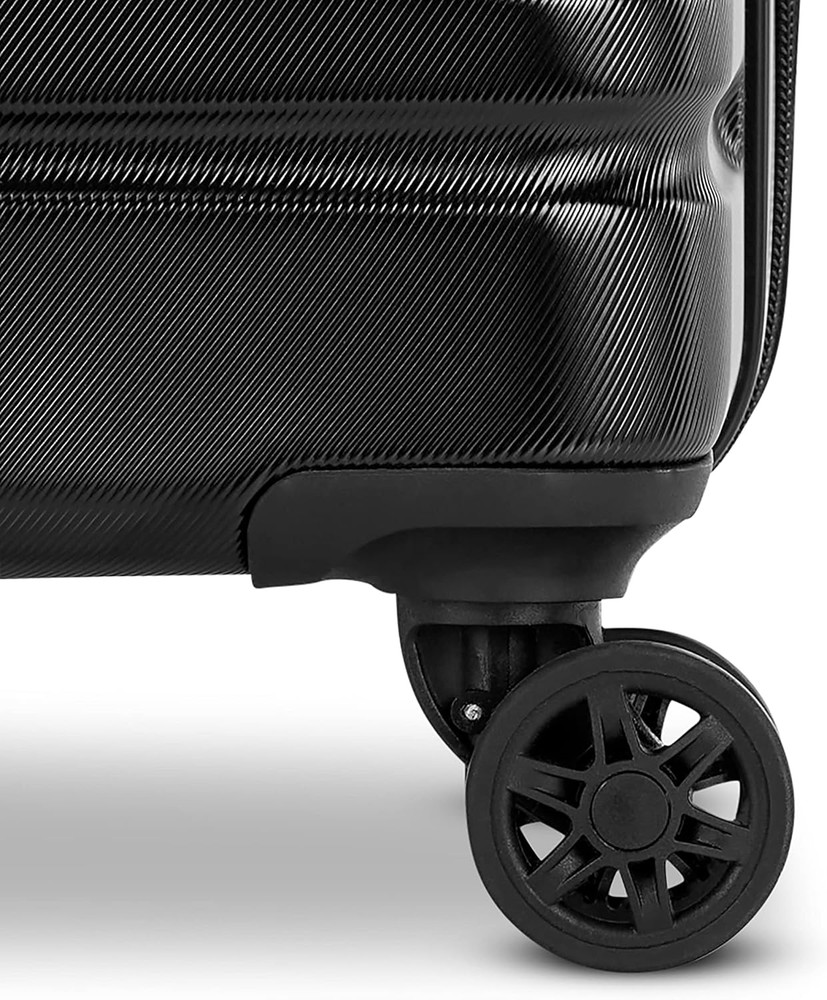 Evolve SE Hardside Expandable Luggage, Bass Black, Medium Spinner
