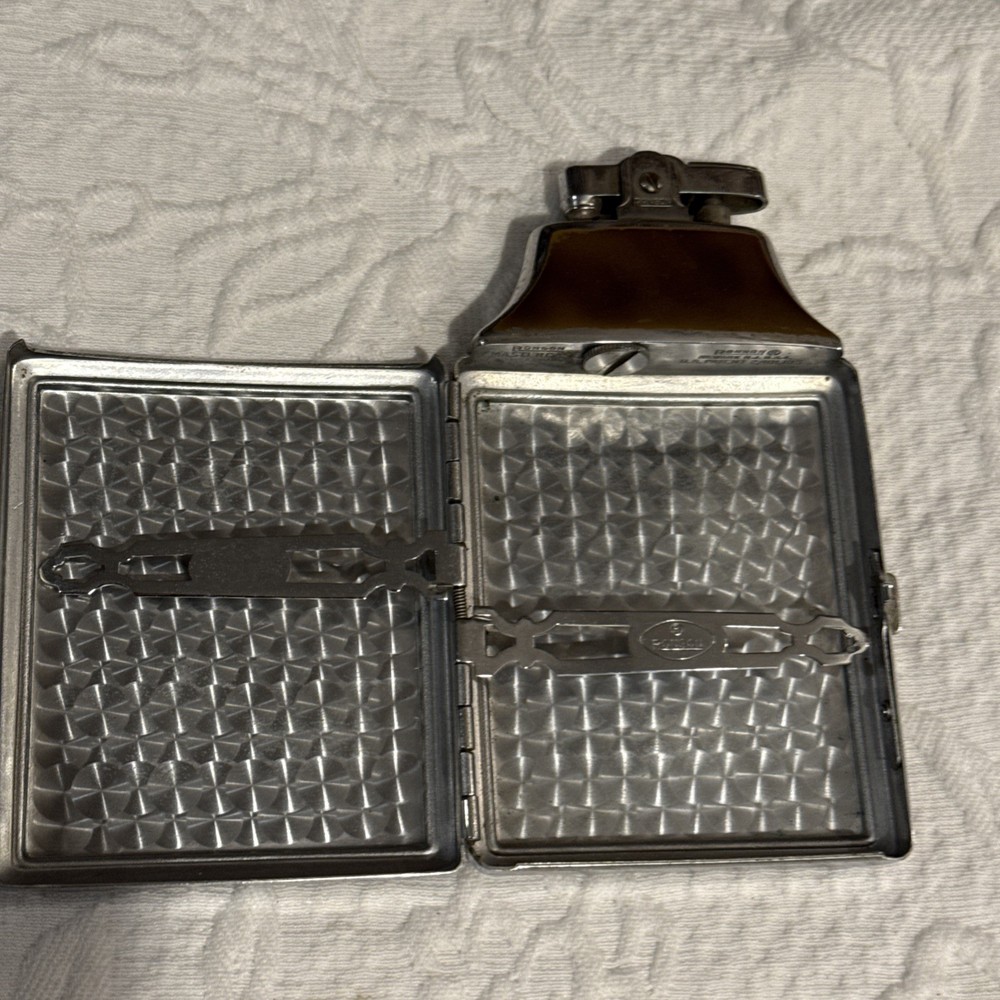 Vintage Ronson Master-Case , Cigarette Case Combination Lighter