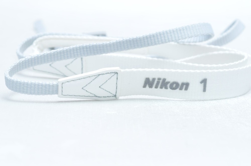 NIKON 1 SLIM CAMERA NECK STRAP WHITE