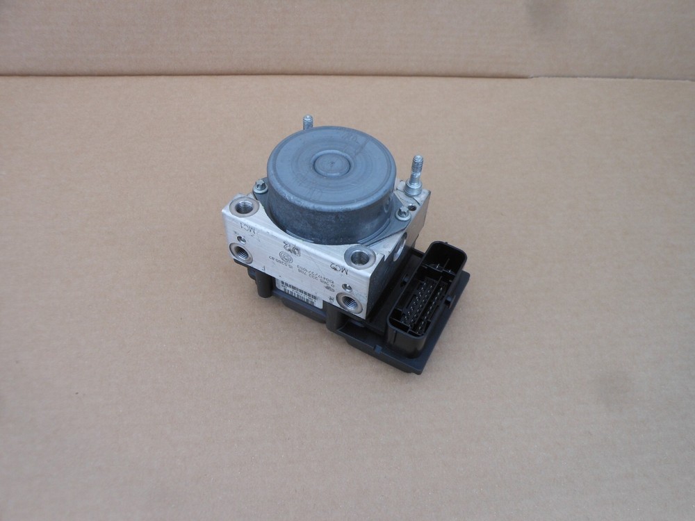 2013 Ducati Monster 796 ABS – ABS Pump / Control Module