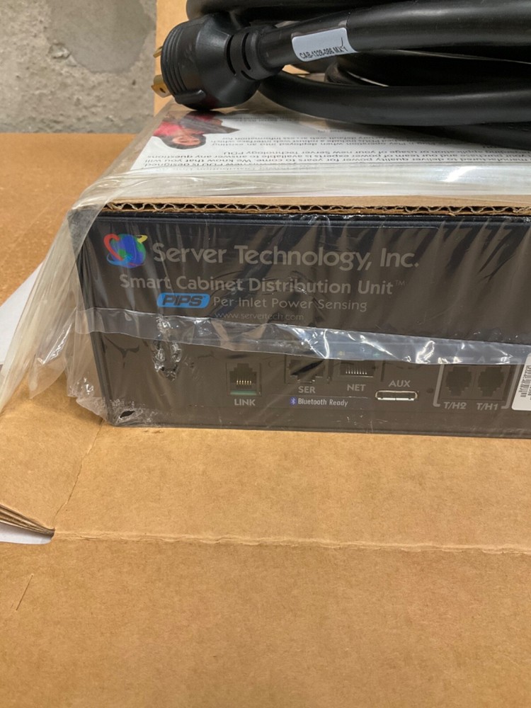 Server Technology CS-12HD2C454A3 Smart PDU