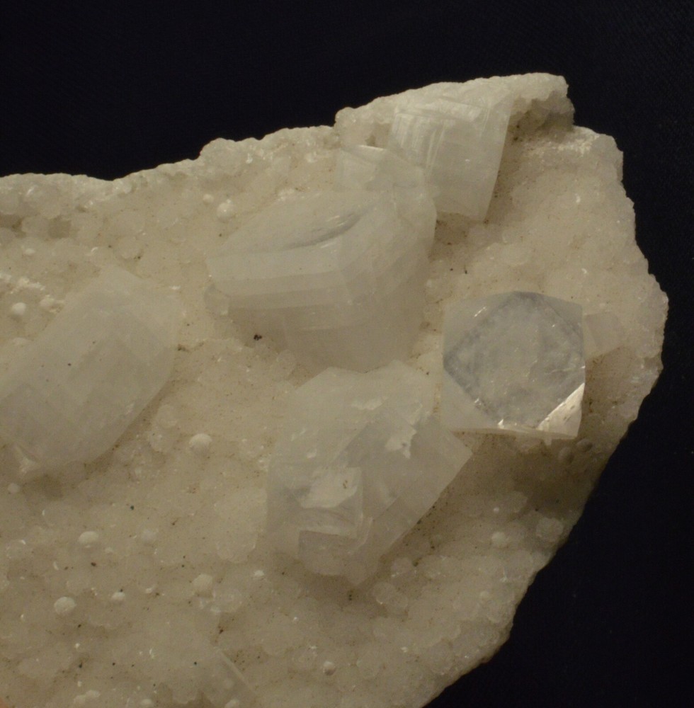 #8209 Apophyllite - India