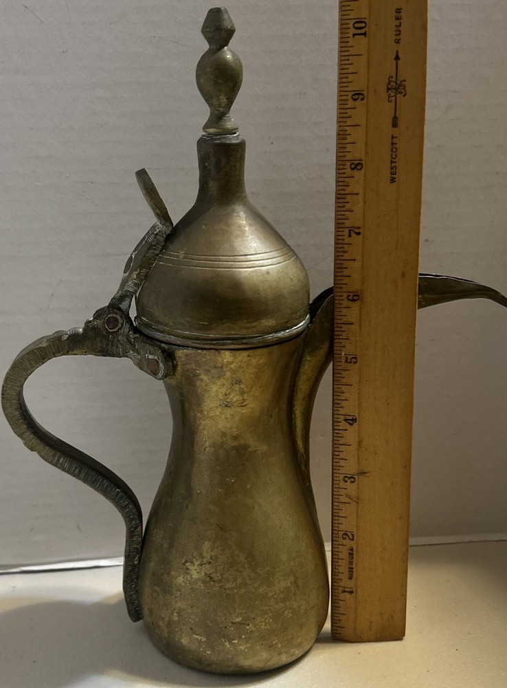 Vintage Solid Brass Middle Eastern Dallah coffee tea pot(BR)