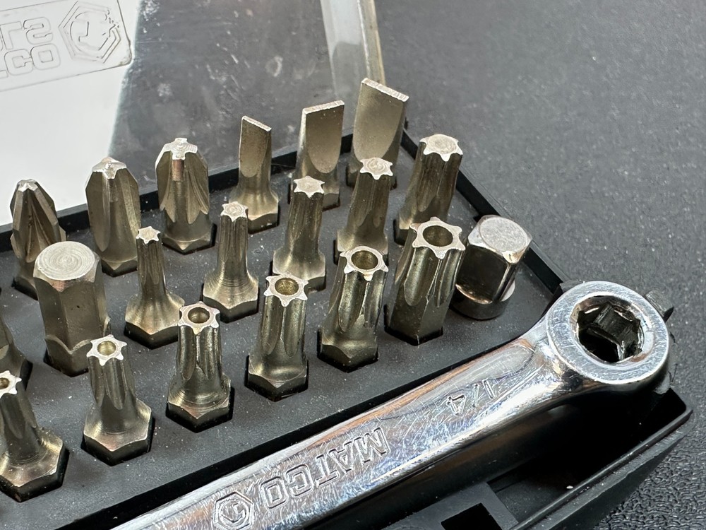 Matco Tools 29pc Micro Low Profile Ratcheting Fine Tooth Hex Bit Set, RBS0808