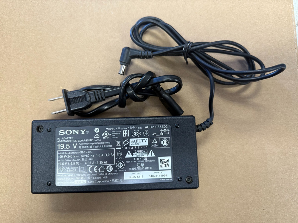 ORIGINAL SONY  ACDP-085E02  19.5V AC ADAPTER