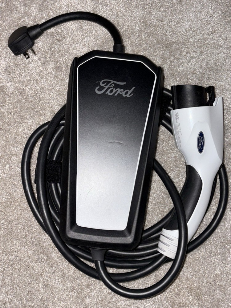 FORD EV Charger