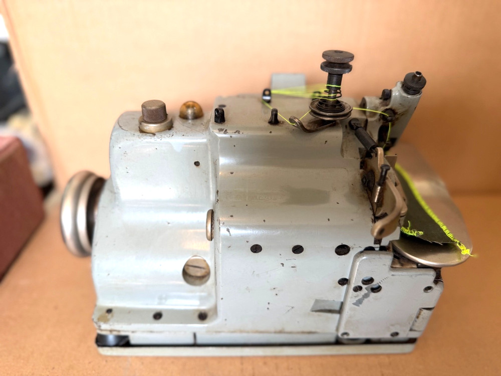 MERROW M-3 ONE THREAD SERGER HEAD ONLY INDUSTRIAL SEWING MACHINE